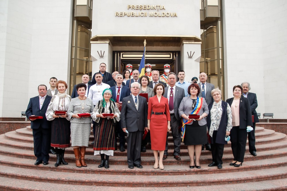 FOTO // Maia Sandu a înmânat distincțiile de stat unor personalități de excepție